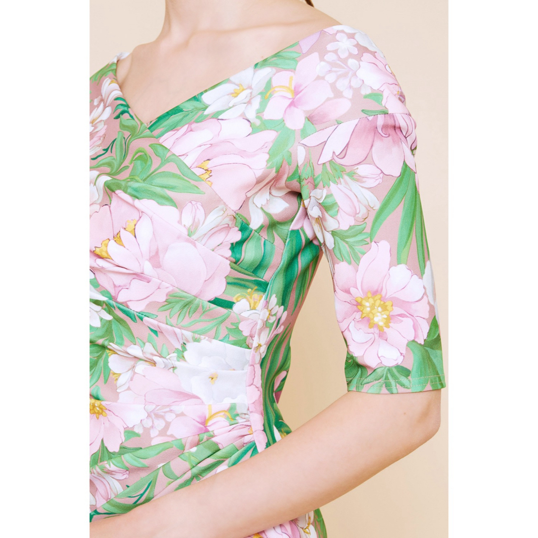 TADASHI SHOJI フラワープリント オフショルダードレス TADASHI SHOJI フラワープリント オフショルダードレス