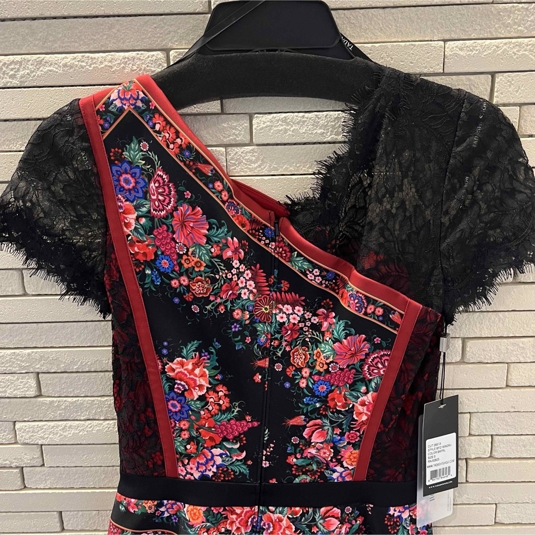 TADASHI SHOJI - TADASHI SHOJI 花柄 ボタニカルドレス TADASHI SHOJI - TADASHI SHOJI 花柄 ボタニカルドレス