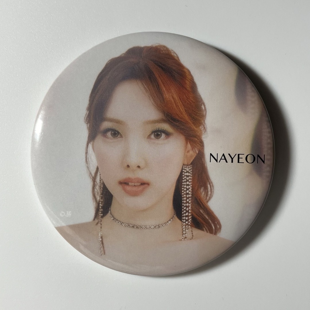 TWICE ジヒョ 缶バッジ 貴 TWICE ジヒョ 缶バッジ 貴