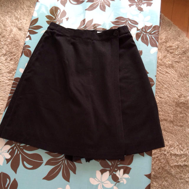 Marie Claire(マリクレール)の送料込マリクレールゴルフスカート レディースのスカート(ミニスカート)の商品写真