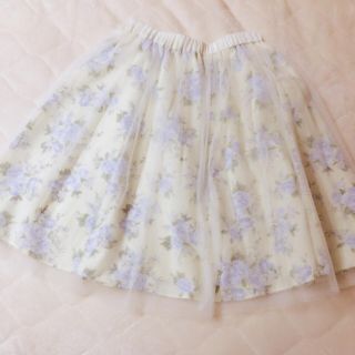 ジルバイジルスチュアート(JILL by JILLSTUART)のJILLbyJILLstuart 花柄チュールスカート(ひざ丈スカート)