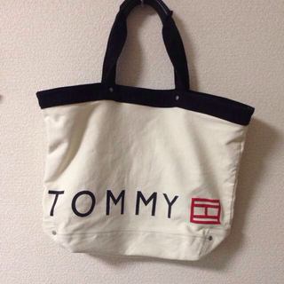 トミーヒルフィガー(TOMMY HILFIGER)のトミーバック、鞄(ハンドバッグ)