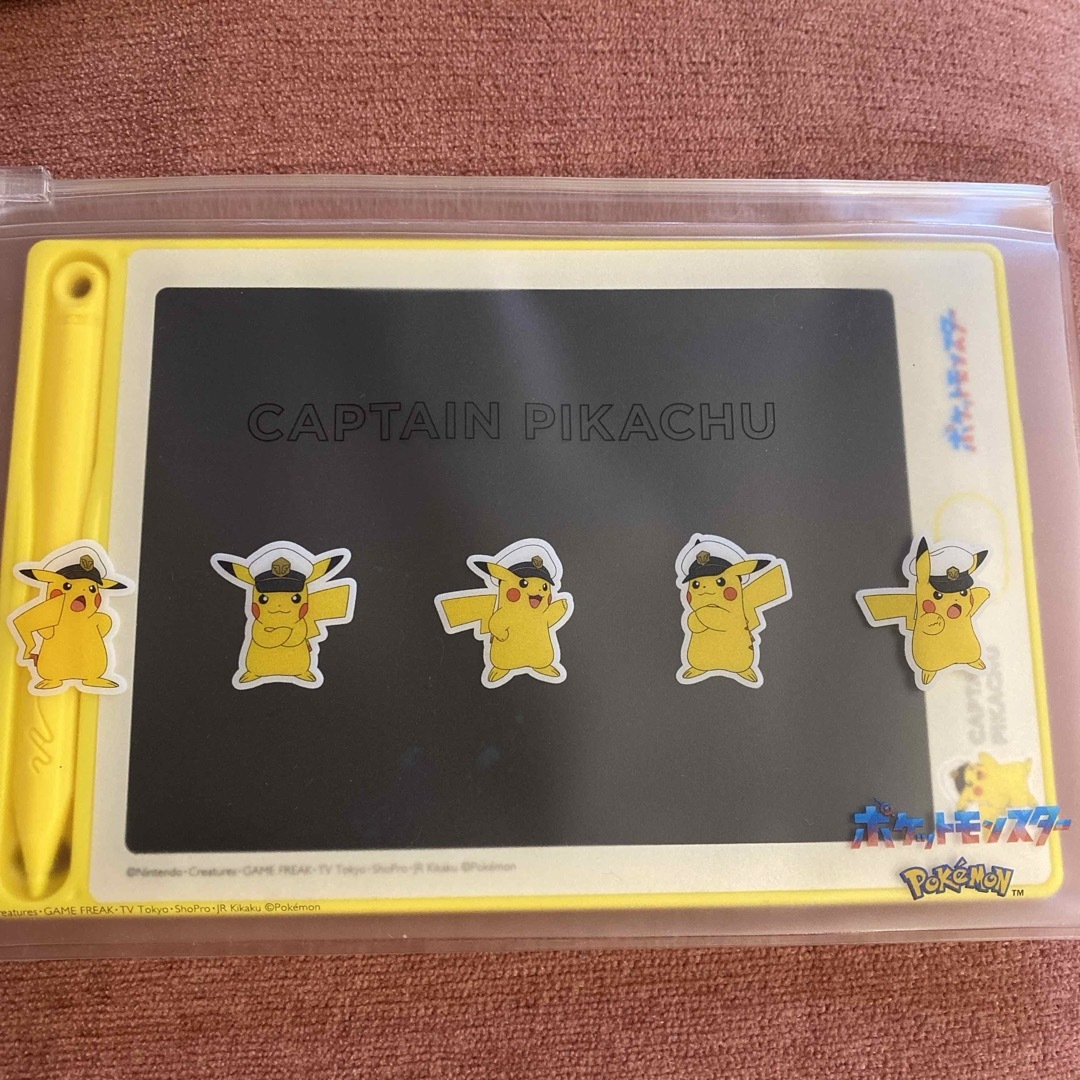 キャプテンピカチュウ 電子メモパッド&ポーチ エンタメ/ホビーのおもちゃ/ぬいぐるみ(キャラクターグッズ)の商品写真