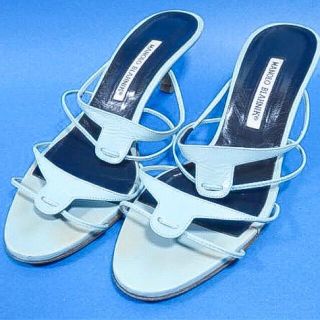 マノロブラニク(MANOLO BLAHNIK)のparis様専用★マノロ・ブラニク サンダル 38 ブルー美品(サンダル)