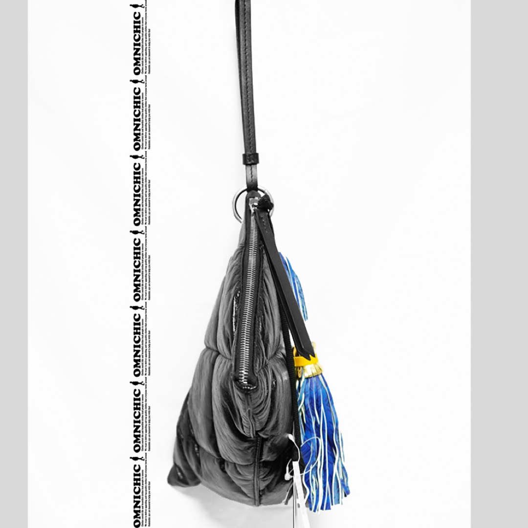 MONCLER - 国内正規品158,400円MONCLERモンクレールレザーダウン MONCLER - 国内正規品158,400円MONCLERモンクレールレザーダウン