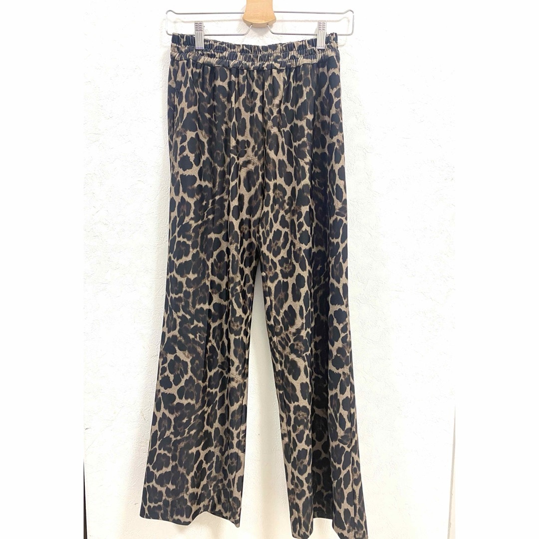美品 leopard easy パンツ36 ドゥーズィエムクラス パンツ 美品 leopard easy パンツ36 ドゥーズィエムクラス パンツ