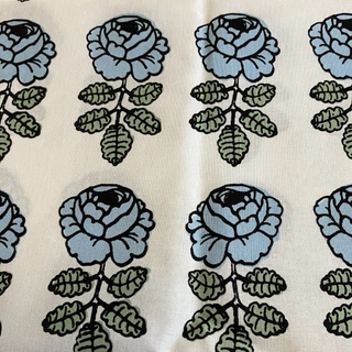 マリメッコ(marimekko)の【マリメッコ生地】915ヴィヒキルース45×50cm　ホワイトブルー　(その他)