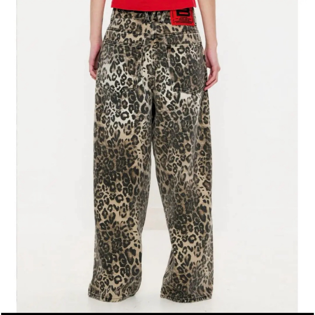 beeden LEOPARD PRINT WIDE STRAIGHT PANTS beeden LEOPARD PRINT WIDE STRAIGHT PANTS