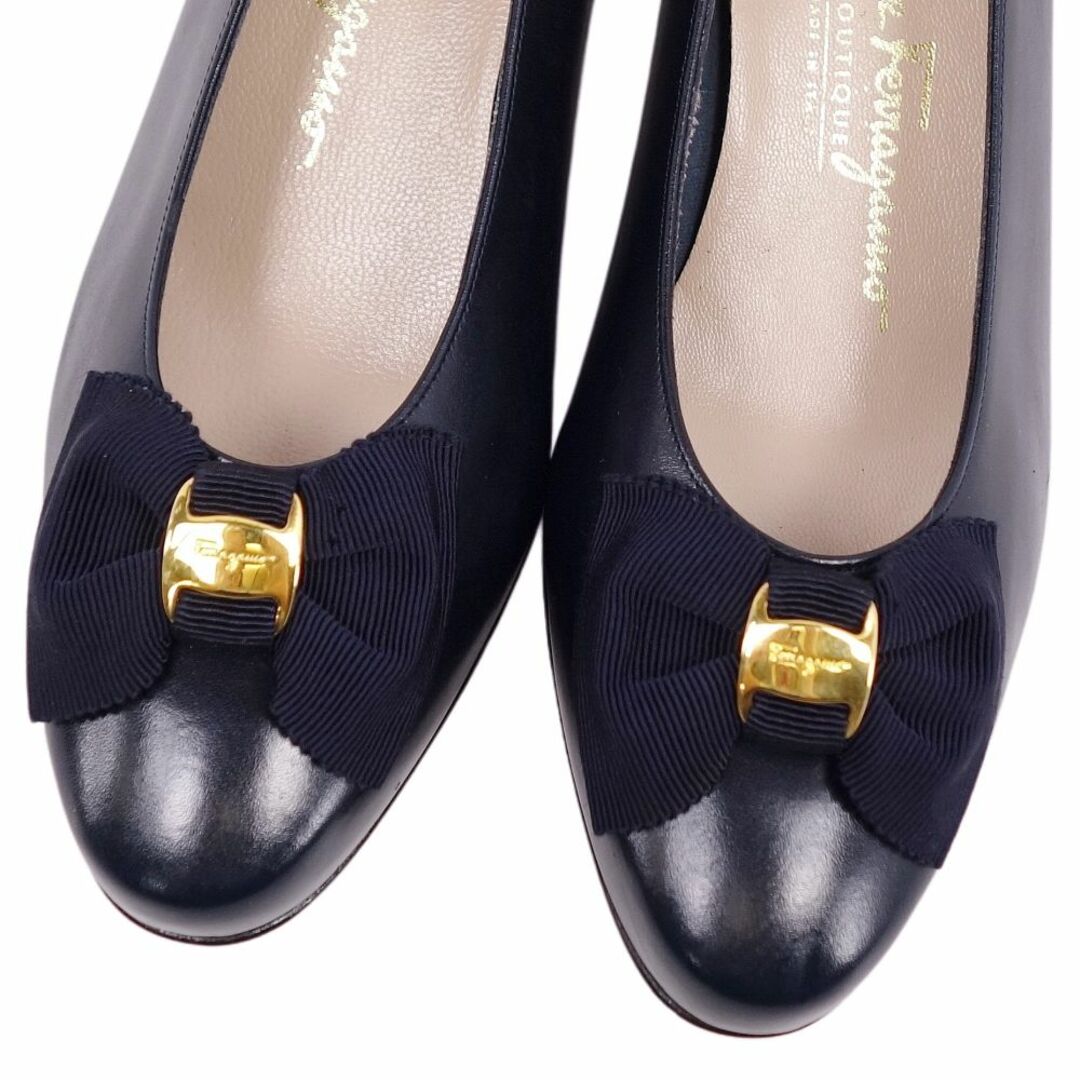 未使用 サルヴァトーレ フェラガモ Salvatore Ferragamo 未使用 サルヴァトーレ フェラガモ Salvatore Ferragamo