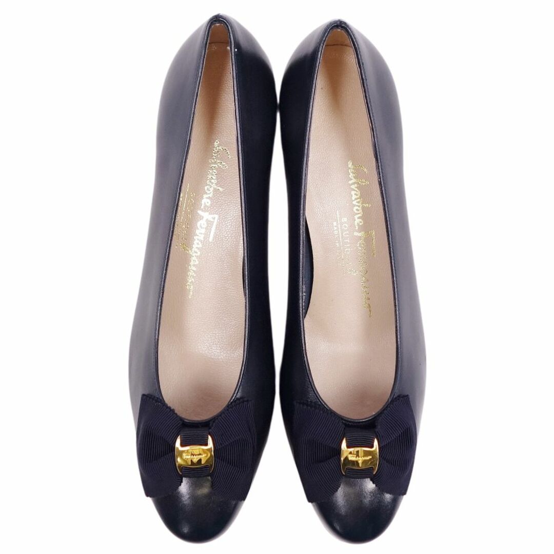 未使用 サルヴァトーレ フェラガモ Salvatore Ferragamo 未使用 サルヴァトーレ フェラガモ Salvatore Ferragamo