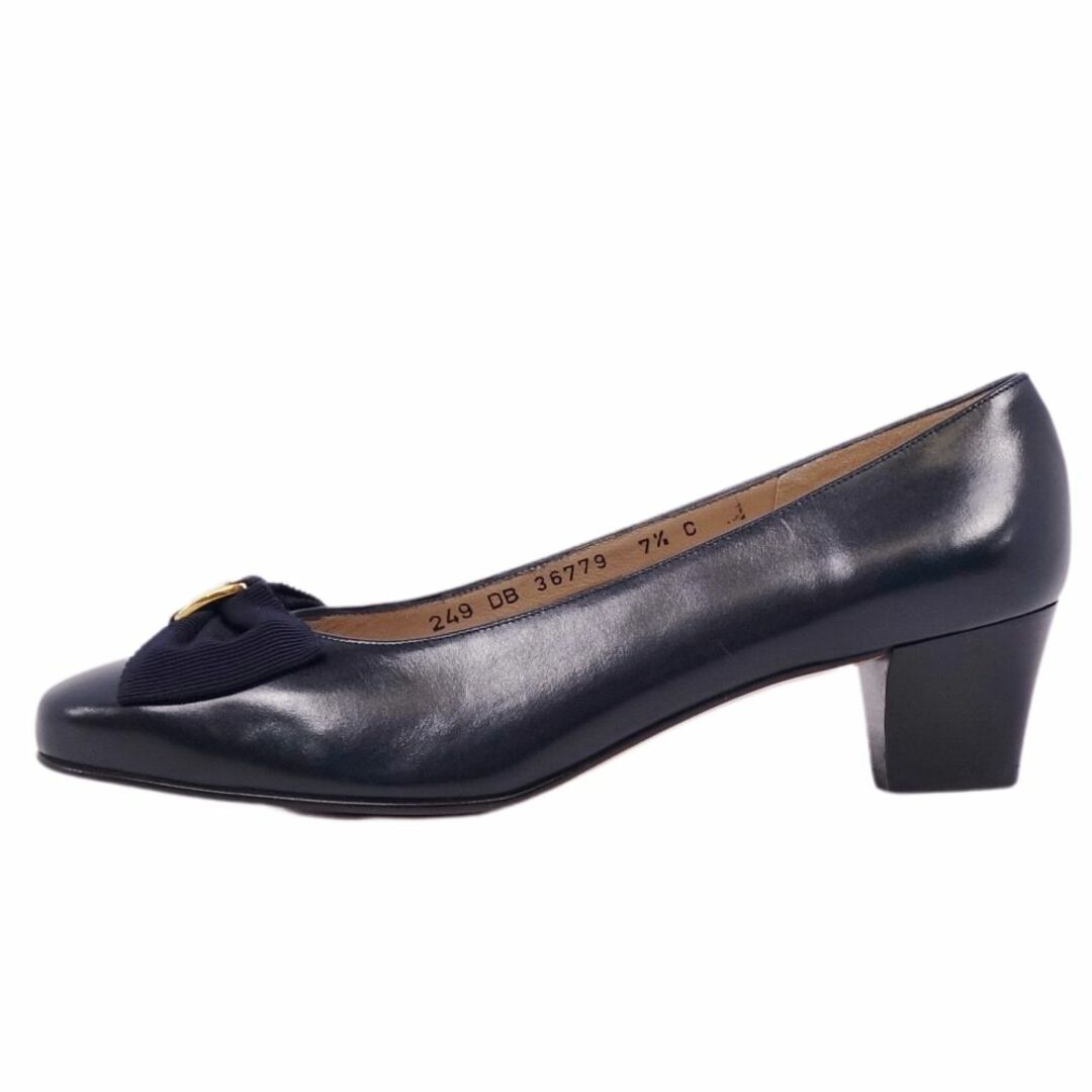 未使用 サルヴァトーレ フェラガモ Salvatore Ferragamo 未使用 サルヴァトーレ フェラガモ Salvatore Ferragamo