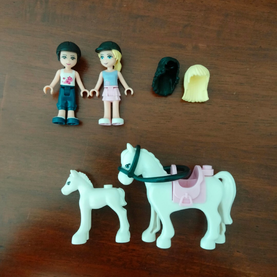 Lego(レゴ)のレゴフレンズ ミニフィグ 馬 まとめてセット キッズ/ベビー/マタニティのおもちゃ(積み木/ブロック)の商品写真