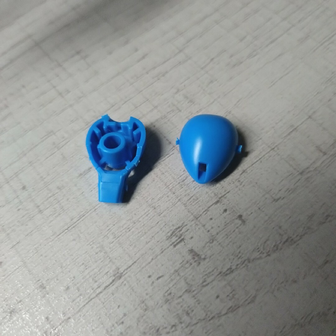 BANDAI(バンダイ)のガンプラHGグフの頭部 エンタメ/ホビーのおもちゃ/ぬいぐるみ(模型/プラモデル)の商品写真