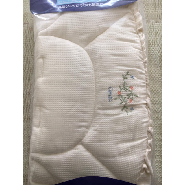 combi - コンビラック洗い替えクッションの通販 by a*'s shop|コンビならラクマ combi - コンビラック洗い替えクッションの通販 by a*'s shop|コンビならラクマ