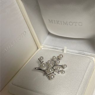 MIKIMOTO(ブローチ/コサージュ)のフリマアイテム一覧 MIKIMOTO(ブローチ/コサージュ)のフリマアイテム一覧