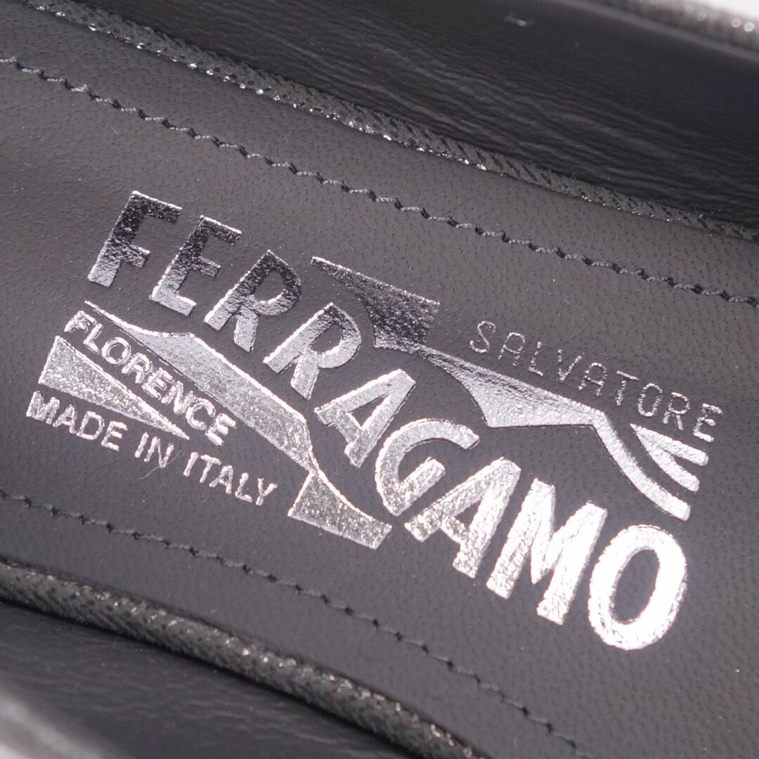 未使用 サルヴァトーレ フェラガモ Salvatore Ferragamo 未使用 サルヴァトーレ フェラガモ Salvatore Ferragamo