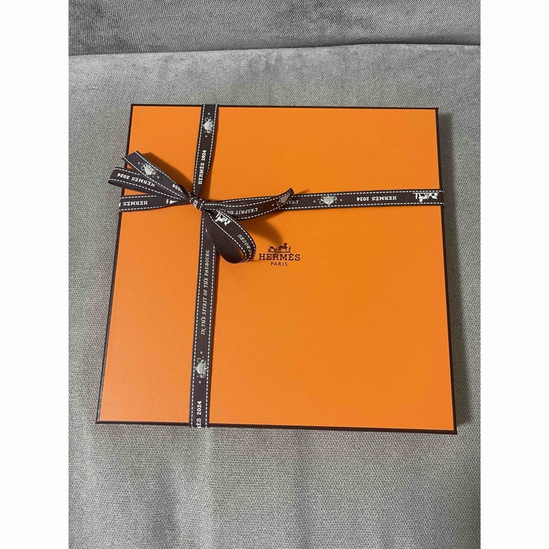 HERMES - 値下げ!新品未使用品 エルメス カレ 90 《プレシャス HERMES - 値下げ!新品未使用品 エルメス カレ 90 《プレシャス