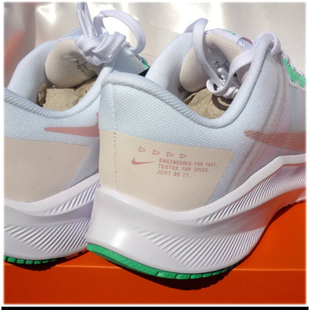 NIKE - ラス1〜新品ナイキクエスト4 ウォーキングシューズ NIKE - ラス1〜新品ナイキクエスト4 ウォーキングシューズ