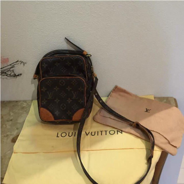 LOUIS VUITTON(ルイヴィトン)のルイヴィトン    バック レディースのバッグ(ショルダーバッグ)の商品写真