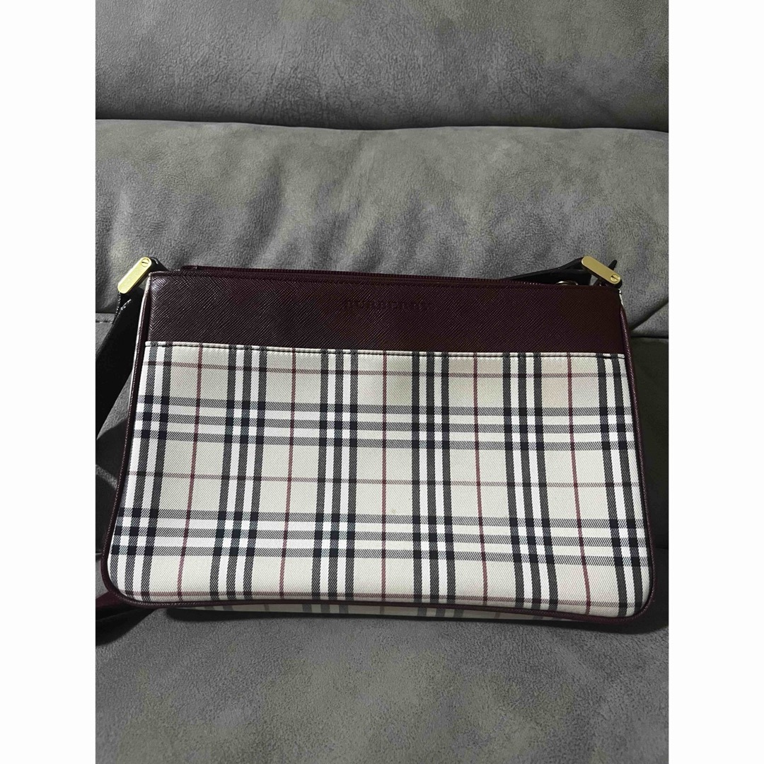 Burberryノバチェックショルダーバッグ Burberryノバチェックショルダーバッグ