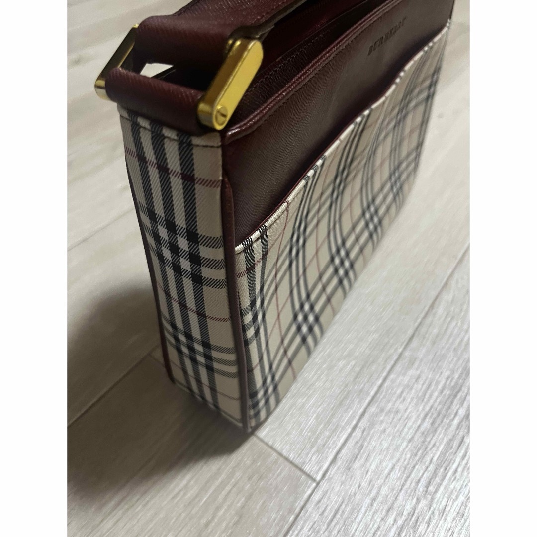 Burberryノバチェックショルダーバッグ Burberryノバチェックショルダーバッグ
