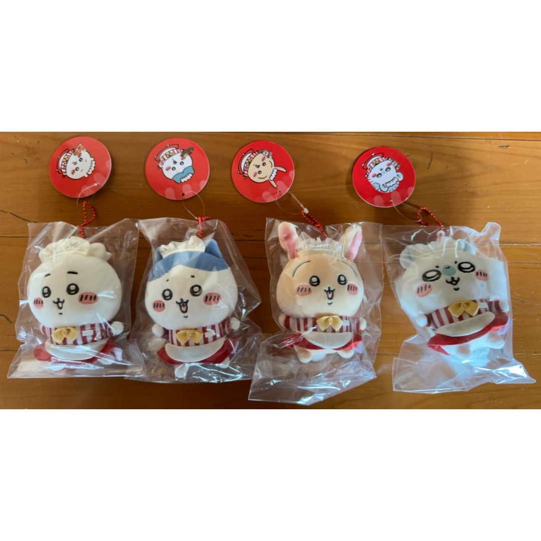 ちいかわレストラン　ホール担当なマスコット