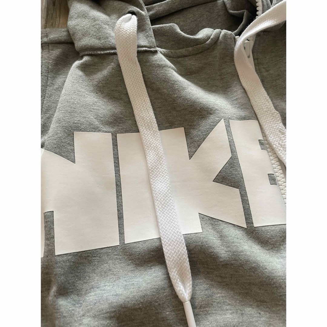 sacai - sacai nike サカイ ナイキ パーカーの通販 by 値下交渉 sacai - sacai nike サカイ ナイキ パーカーの通販 by 値下交渉