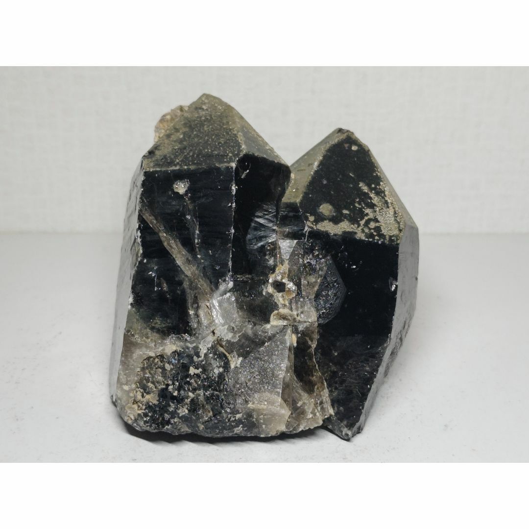 スモーキークォーツ 1.4kg 水晶 原石 鑑賞石 自然石 誕生石 鉱物 鉱石
