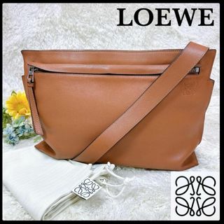 ロエベ(LOEWE)の☆人気☆ロエベ Tメッセンジャー バッグ アナグラム オールレザー ブラウン(メッセンジャーバッグ)