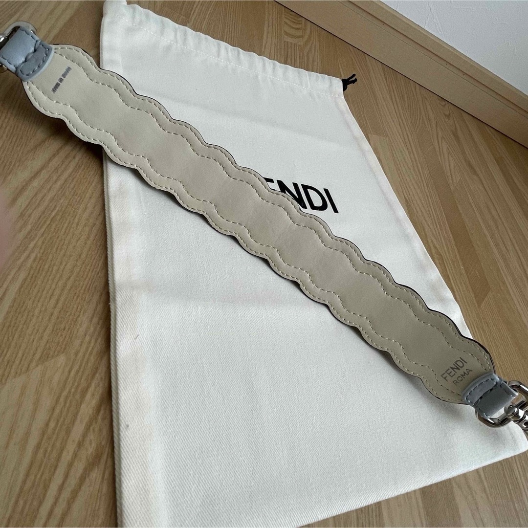 FENDI - 新品未使用 FENDI フェンディ ストラップユー FENDI - 新品未使用 FENDI フェンディ ストラップユー