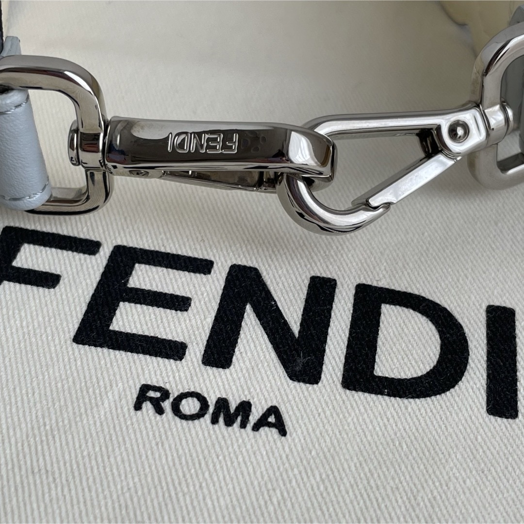 FENDI - 新品未使用 FENDI フェンディ ストラップユー FENDI - 新品未使用 FENDI フェンディ ストラップユー