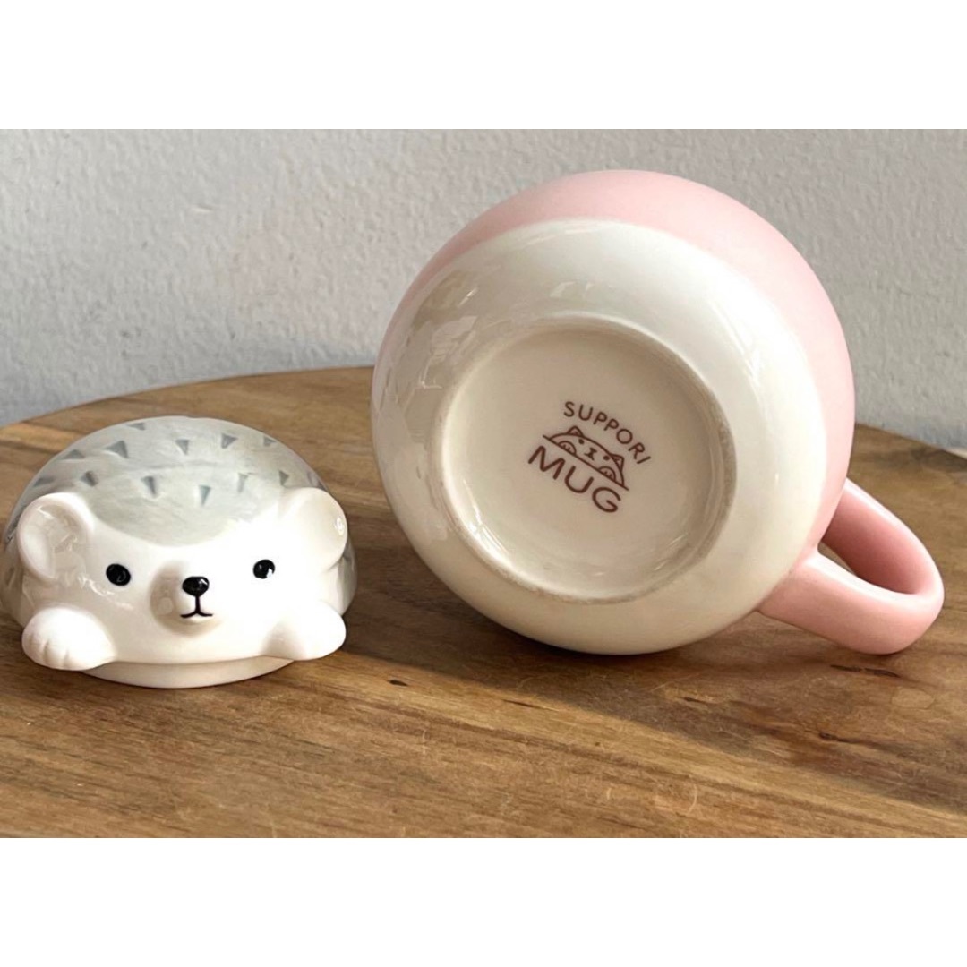 【新品】ハリネズミの蓋付きマグカップ インテリア/住まい/日用品のキッチン/食器(グラス/カップ)の商品写真