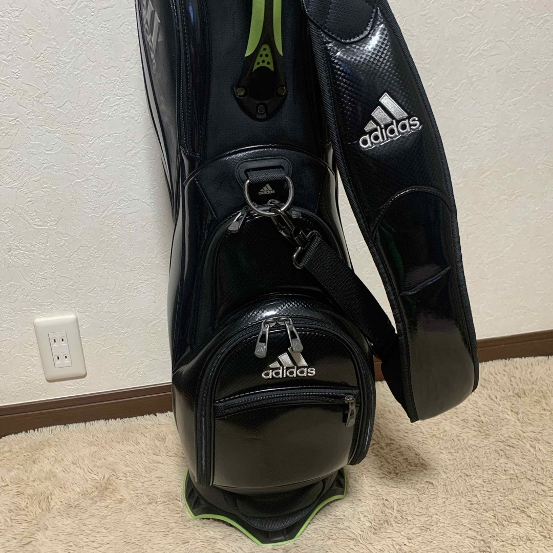 adidas - 大型取手で移動楽ちん❗️ブラックエナメルキャディ adidas - 大型取手で移動楽ちん❗️ブラックエナメルキャディ