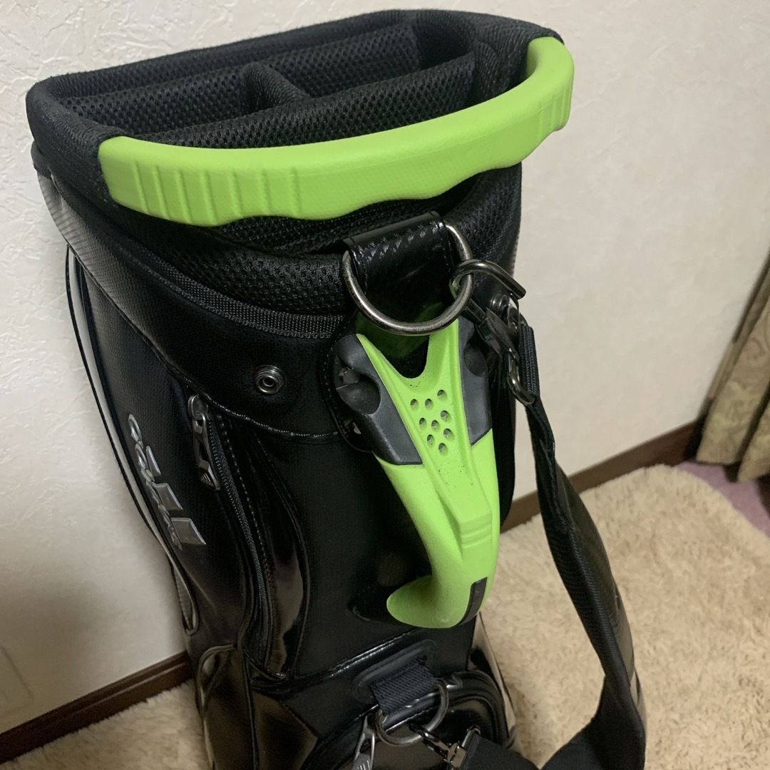 adidas - 大型取手で移動楽ちん❗️ブラックエナメルキャディ adidas - 大型取手で移動楽ちん❗️ブラックエナメルキャディ