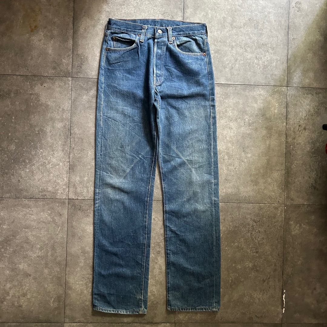 80s リーバイス501 USA製 30×36 色残り◎ 内股シングル 80s リーバイス501 USA製 30×36 色残り◎ 内股シングル