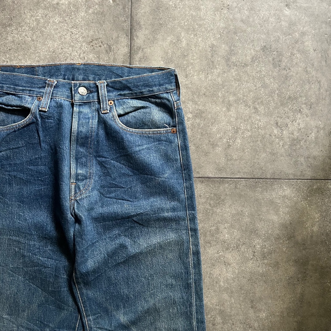 80s リーバイス501 USA製 30×36 色残り◎ 内股シングル 80s リーバイス501 USA製 30×36 色残り◎ 内股シングル