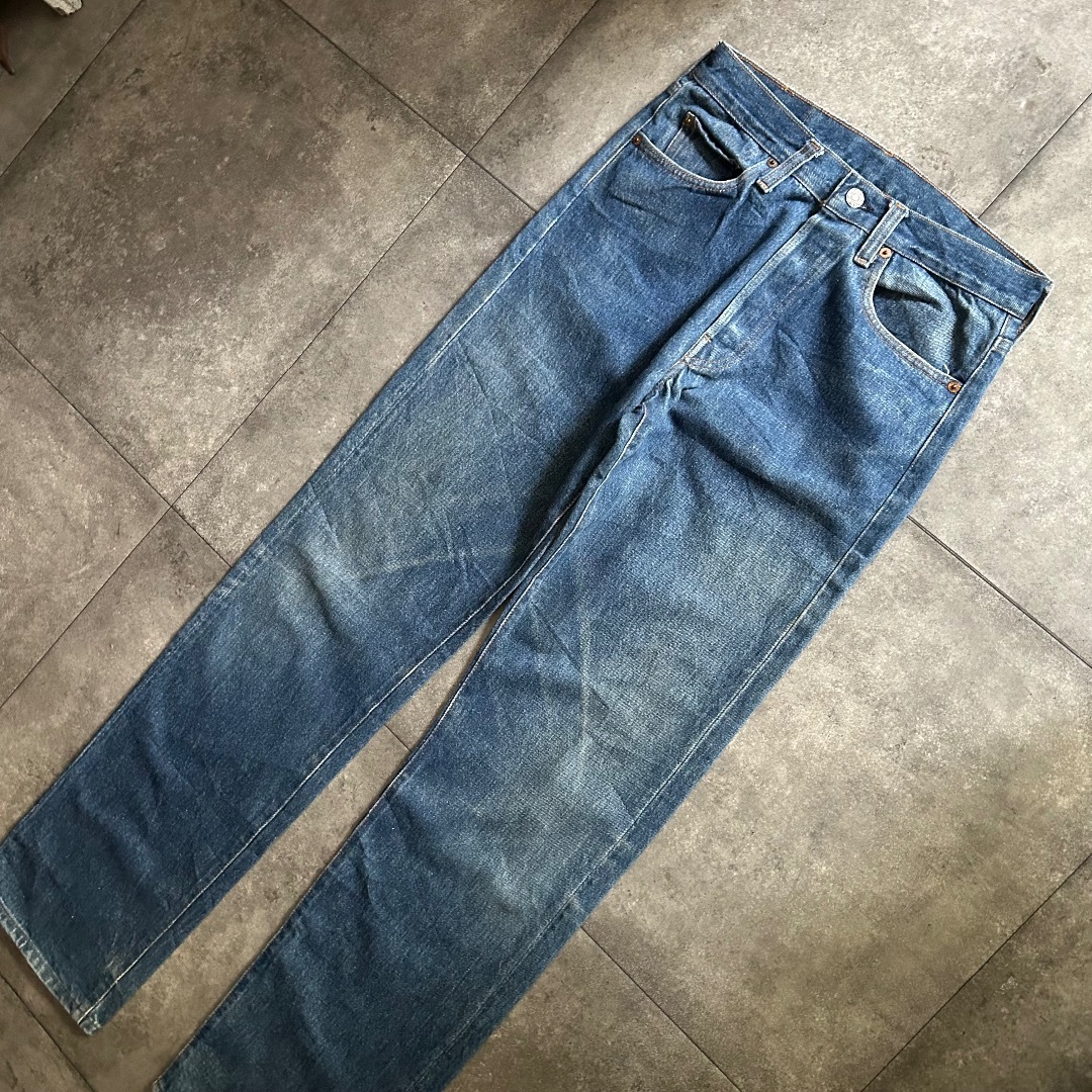 80s リーバイス501 USA製 30×36 色残り◎ 内股シングル 80s リーバイス501 USA製 30×36 色残り◎ 内股シングル