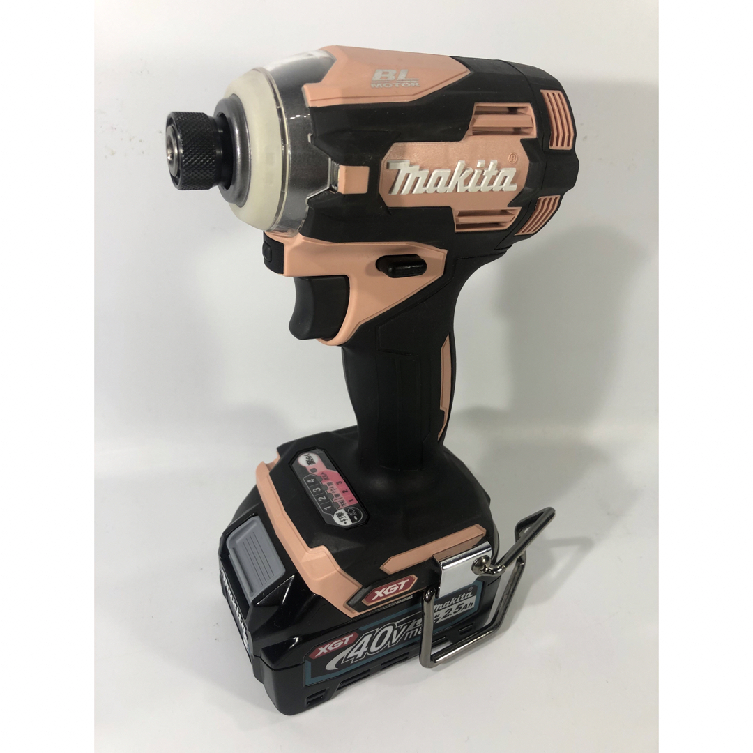 美品 makita マキタ 充電式インパクトドライバー TD001G 充電器無し 美品 makita マキタ 充電式インパクトドライバー TD001G 充電器無し