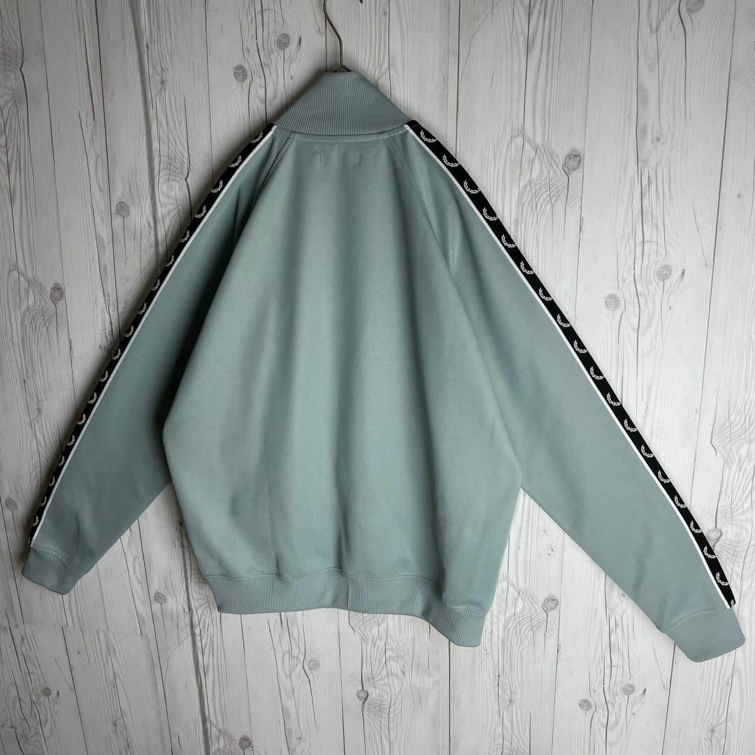 FRED PERRY - 【超激レア】フレッドペリー☆刺繍ロゴ トラック FRED PERRY - 【超激レア】フレッドペリー☆刺繍ロゴ トラック