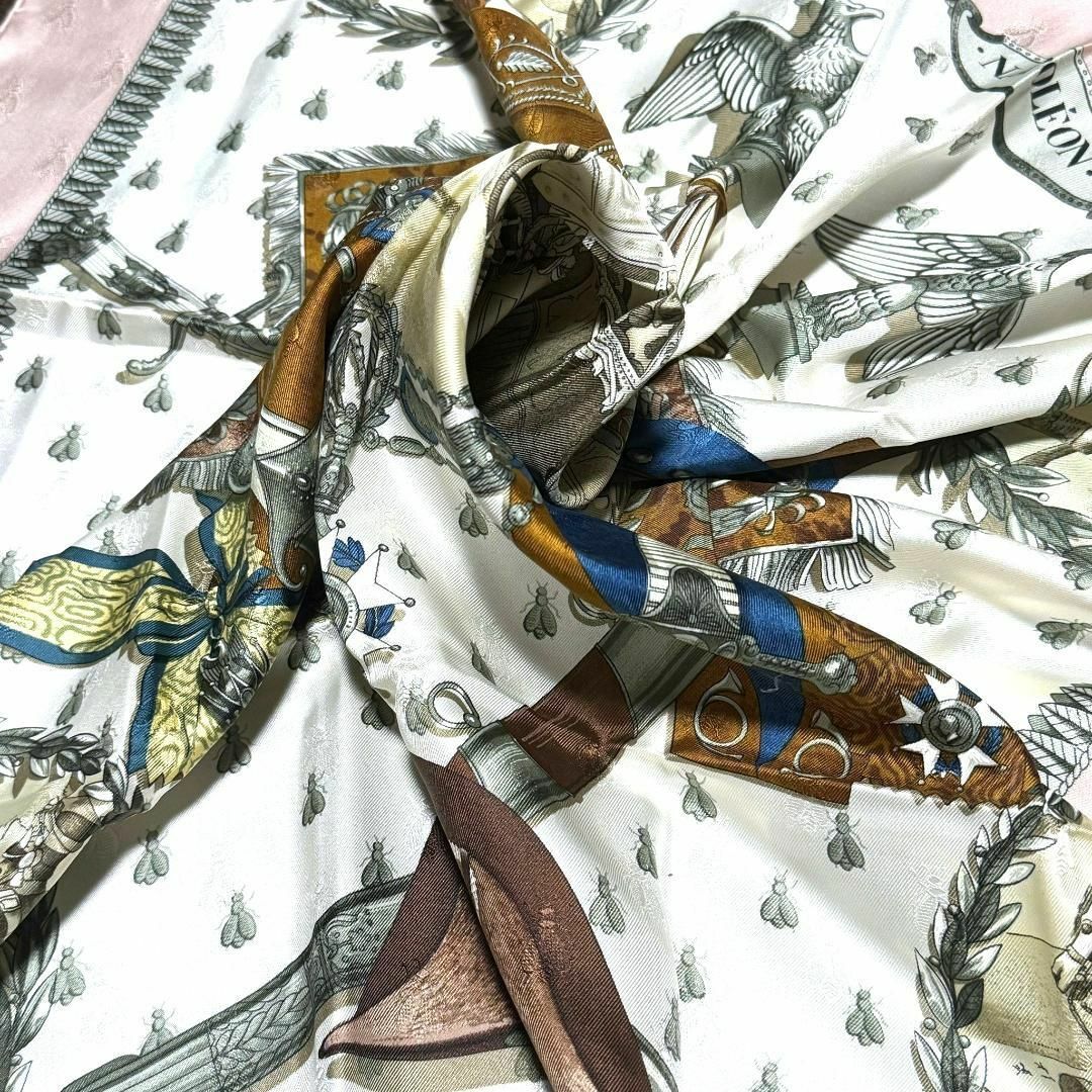 エルメス NAPOLEON ナポレオン スカーフ カレ90 ピンク マルチカラー エルメス NAPOLEON ナポレオン スカーフ カレ90 ピンク マルチカラー