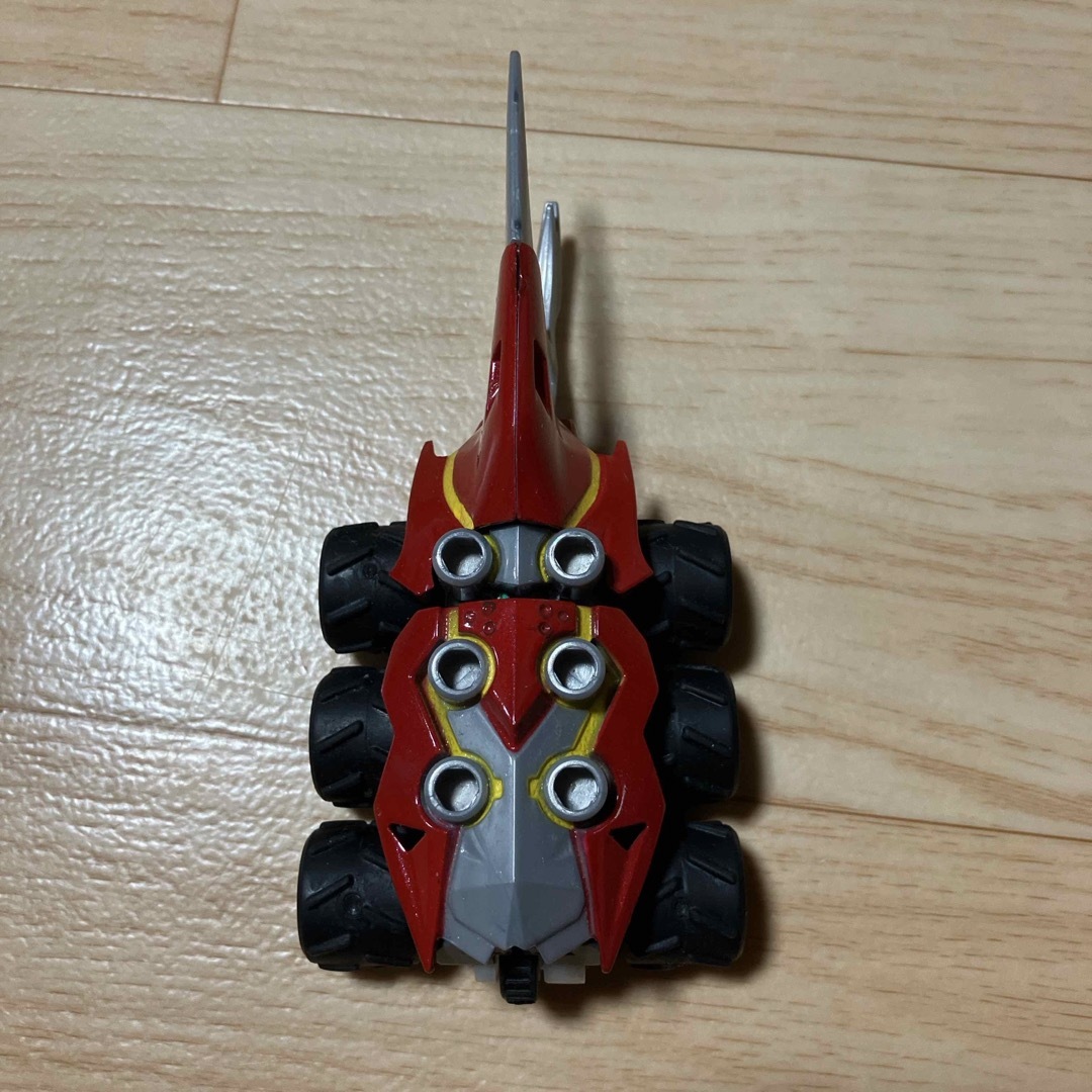 トムキャットレッドビートルの通販 by ニュートスキャマンダー トムキャットレッドビートルの通販 by ニュートスキャマンダー