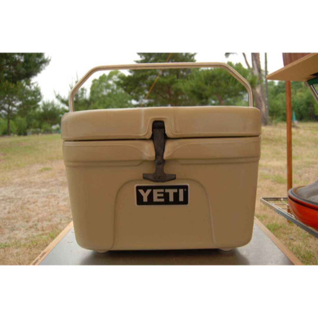 廃番 希少 YETI イエティ ROADIE 15QT Tan クーラーボックス 廃番 希少 YETI イエティ ROADIE 15QT Tan クーラーボックス
