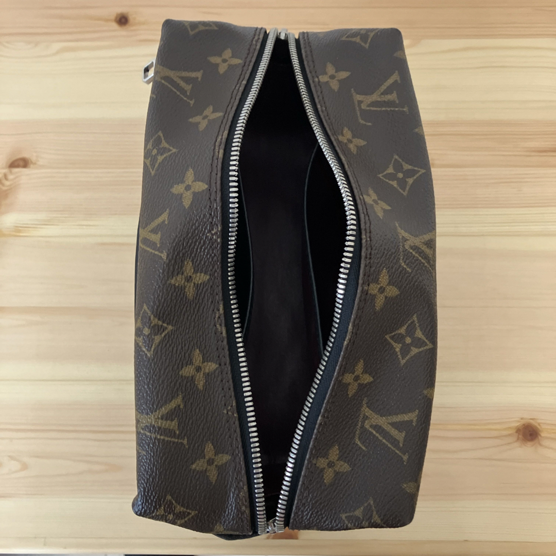 LOUIS VUITTON - ルイヴィトン マカサー ポーチ クラッチ LOUIS VUITTON - ルイヴィトン マカサー ポーチ クラッチ