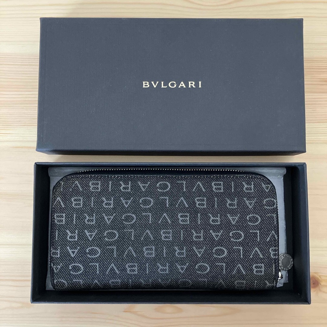 BVLGARI - ブルガリ 廃盤 ロゴマニア デニム ラウンドファスナー BVLGARI - ブルガリ 廃盤 ロゴマニア デニム ラウンドファスナー