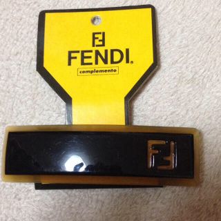 フェンディ(FENDI)のmai様専用(ヘアピン)