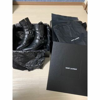 SAINT LAURENT(ブーツ)のフリマアイテム一覧 SAINT LAURENT(ブーツ)のフリマアイテム一覧