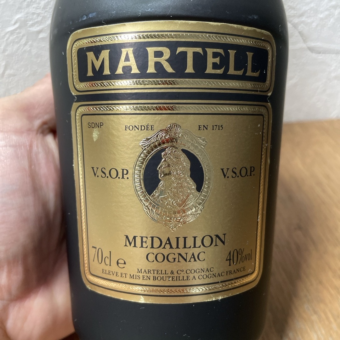 特級マーテル MARTELL VSOP メダイヨンコニャック 700ml ブランデー 特級マーテル MARTELL VSOP メダイヨンコニャック 700ml ブランデー