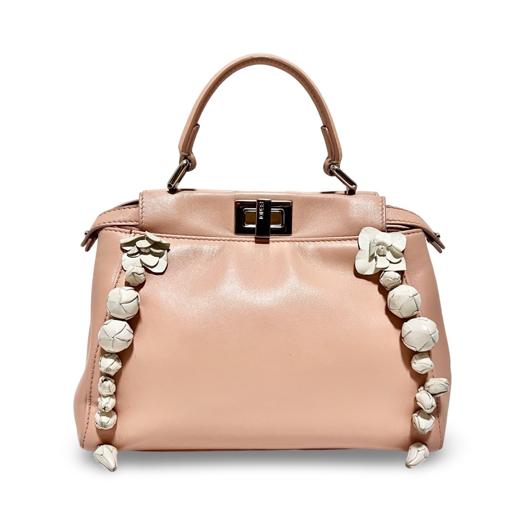 FENDI - FENDI フェンディ ピーカブー ミニ レザー フラワー FENDI - FENDI フェンディ ピーカブー ミニ レザー フラワー