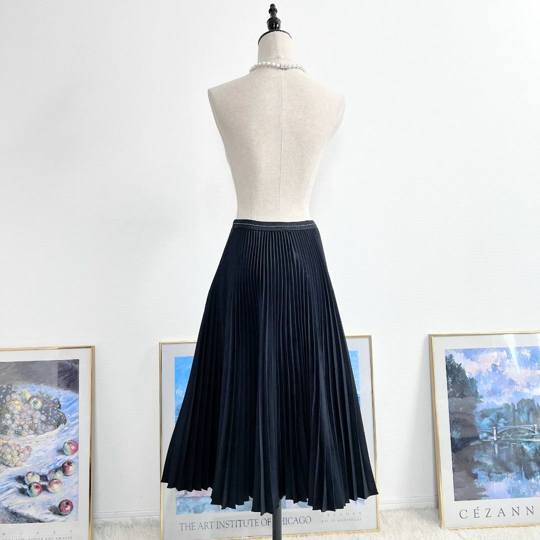 PRADA - ☆PRADA☆美品☆2020☆ウエストゴム☆ロゴ☆テクニカル PRADA - ☆PRADA☆美品☆2020☆ウエストゴム☆ロゴ☆テクニカル