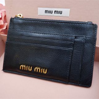 MIU MIU(コインケース)のフリマアイテム一覧 MIU MIU(コインケース)のフリマアイテム一覧